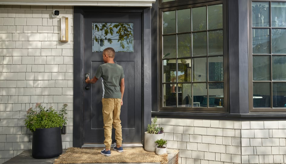 Vivint Smart Lock on home in Texarkana